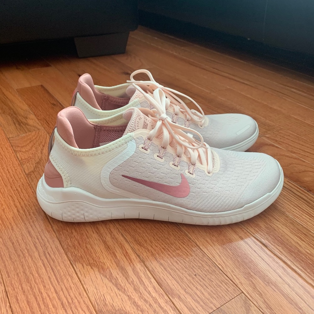 SOLD Nike free run guava pink